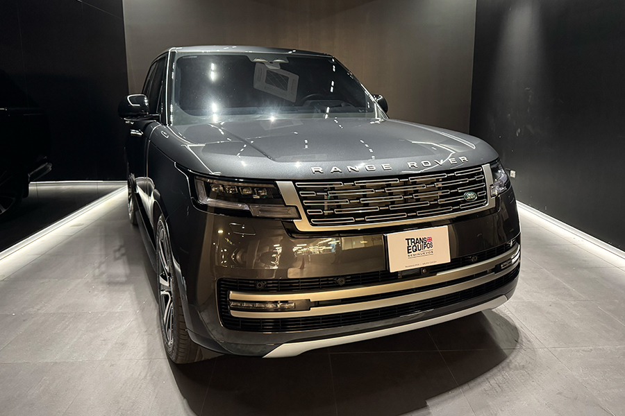 RANGE ROVER P460 HSE 